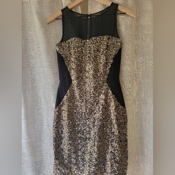 Aidan mattox black/gold illusion sequin dress size 0 - Picture 2 of 6